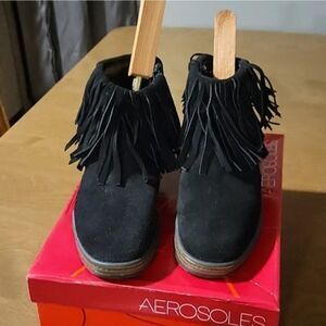 Aerosoles Fringe Ankle Boots Size 8M